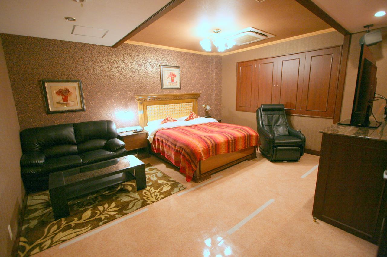 Hotel Sari Resort Takinoyashiro (Adults Only) Kato  Buitenkant foto
